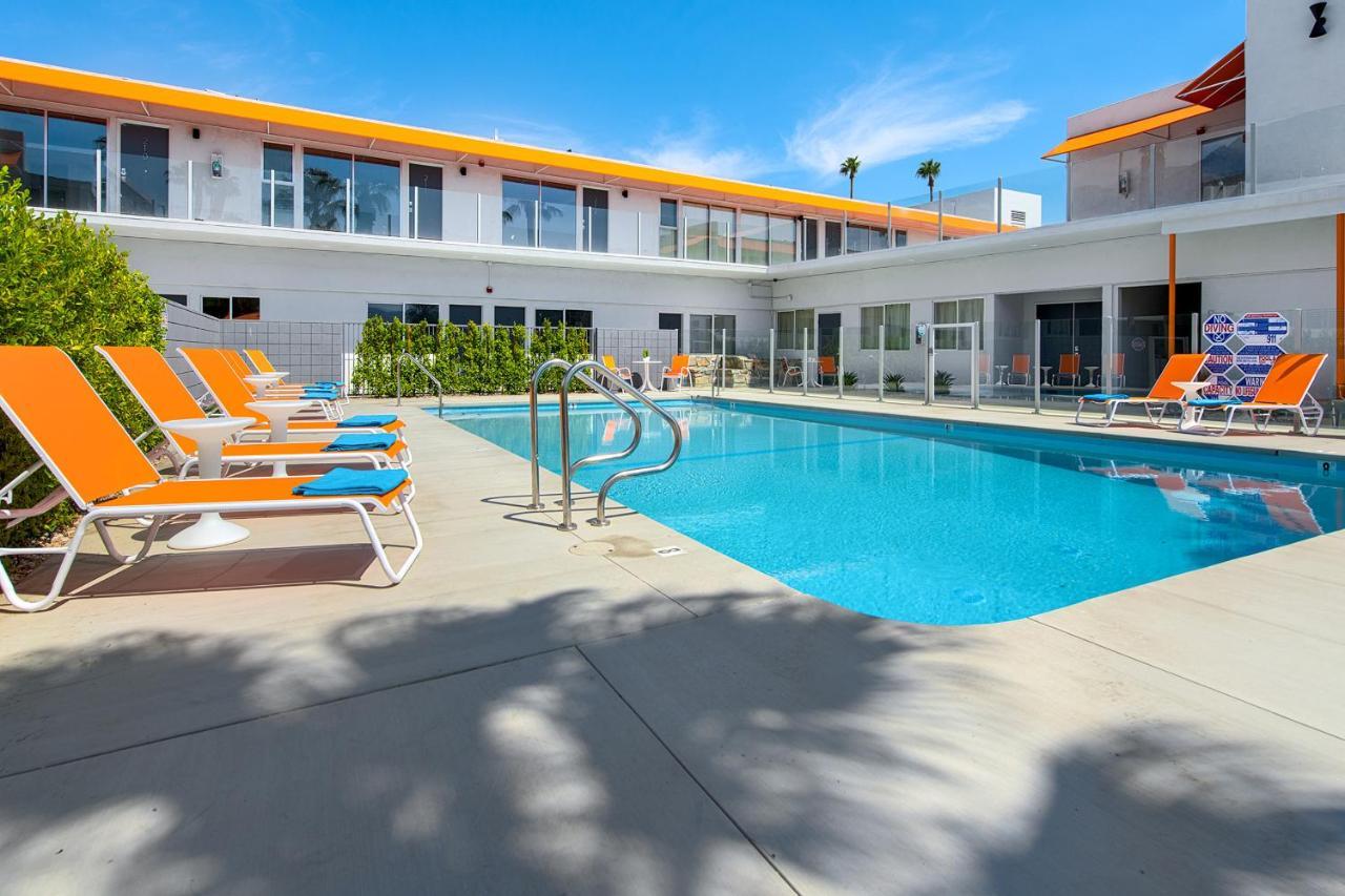 Hotel The Twist Palm Springs Esterno foto